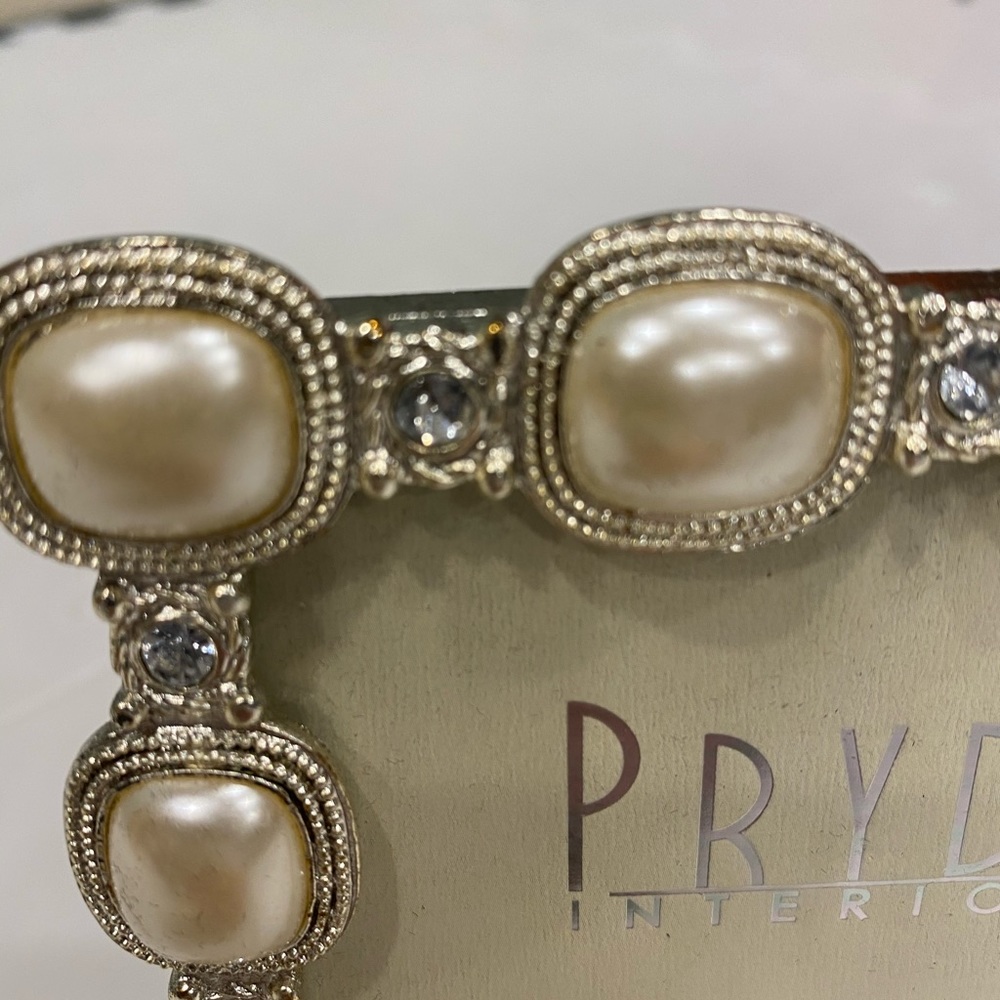Pearl and rhinestones photo frame - Picture 3 of 3